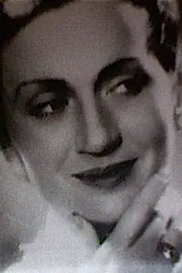 Актриса Алина Хальская — фото персоны