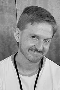 Актёр Джерри Джуэлл — фото персоны