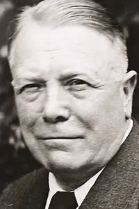 Актёр Hugo Vavris — фото персоны