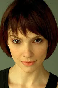 Актриса Синтия Фалабелла — фото персоны