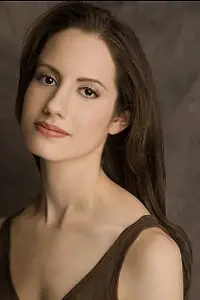 Актриса Адрианна Бремонт — фото персоны