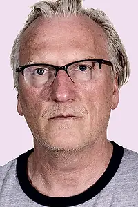 Актёр Эрнст Штёцнер — фото персоны