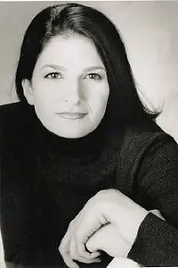 Актриса Charisse Sanseau — главное фото персоны