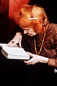 Главный постер фильма «Как ни странно, о Хохловой (1986)»