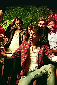Постер к фильму «One Direction: Live While We're Young (2012)»