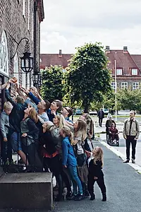 Постер к сериалу «Kampen for tilværelsen (2014 - 2015)»