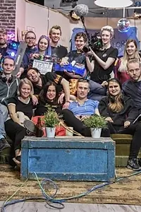 Постер к сериалу «Studenternas Undergång (2020)»
