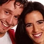 Главный постер сериала «Корица кожи (2001)»