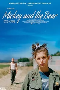 Главный постер фильма «Микки и медведь (2019)»