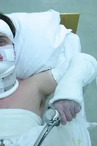 Главный постер фильма «Нехватка места (2003)»