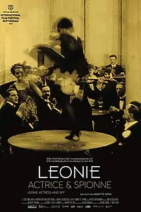 Главный постер фильма «Leonie, actrice en spionne (2020)»