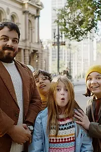 Главный постер фильма «10 Horas para o Natal (2020)»