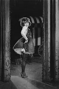Главный постер фильма «The Married Flapper (1922)»