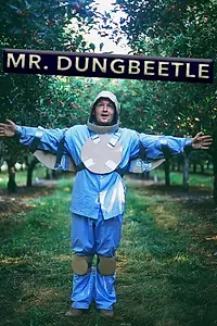 Постер к фильму «Mr. Dungbeetle (2005)»