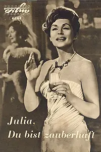 Главный постер фильма «Очаровательная Джулия (1962)»