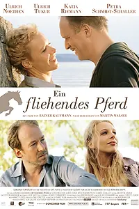 Главный постер фильма «Ein fliehendes Pferd (2007)»