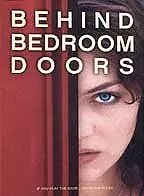 Постер к фильму «Интимные секреты спальной комнаты (2003)»