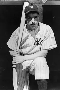 Постер к фильму «Joe DiMaggio: The Final Chapter (2000)»