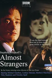 Главный постер сериала «Идеальные незнакомцы (2001)»