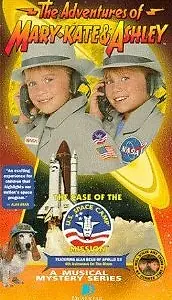 Постер к фильму «The Adventures of Mary-Kate & Ashley: The Case of the U.S. Space Camp Mission (1996)»