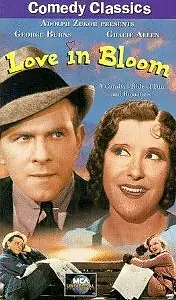Главный постер фильма «Love in Bloom (1935)»