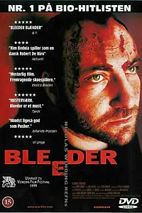 Главный постер фильма «Истекающий кровью (1999)»