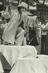 Постер к фильму «Любить жизнь, жить в любви (1977)»