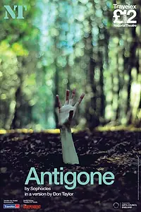Главный постер фильма «National Theatre Live: Antigone (2012)»
