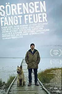 Главный постер фильма «Sörensen fängt Feuer (2023)»