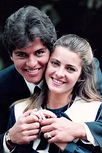 Постер к сериалу «Пепел и алмазы (1990 - 1991)»
