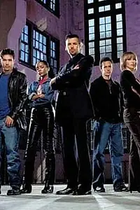 Главный постер сериала «Под прикрытием (2001 - 2002)»