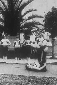 Главный постер фильма «Sauts périlleux par deux (1899)»
