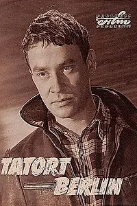 Главный постер фильма «Место преступления — Берлин (1957)»