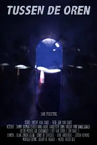 Постер к фильму «Tussen De Oren (2014)»