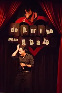 Главный постер фильма «De Arriba para Abajo (2014)»
