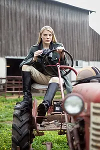 Постер к фильму «Happy Acres Pitch Trailer (2014)»