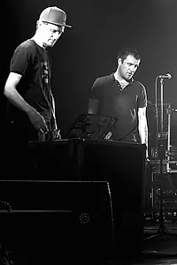 Главный постер фильма «Sleaford Mods: Invisible Britain (2015)»