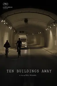 Постер к фильму «В десяти домах отсюда (2015)»