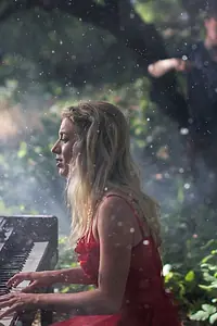 Постер к фильму «Shel Bee: Branches (2015)»