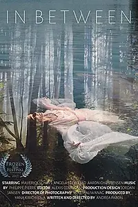 Постер к фильму «In Between (2015)»