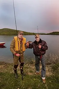 Главный постер фильма «Bröder i midnattssol (2016)»