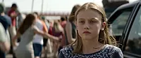 Стефани Хиль — роль Young Grace - 10 Yrs (в титрах: Stephanie Gill) в фильме «Терминатор: Тёмные судьбы», кадр #1