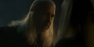 Пэдди Консидайн — роль King Viserys I Targaryen в сериале «Дом Дракона», кадр #8