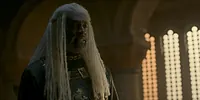 Стив Туссэн — роль Lord Corlys 'The Sea Snake' Velaryon / Lord Corlys Velarion в сериале «Дом Дракона», кадр #5
