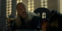 Пэдди Консидайн — роль King Viserys I Targaryen в сериале «Дом Дракона», кадр #3