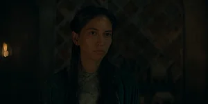 Соноя Мидзуно — роль Mysaria 'The White Worm' / Mysaria в сериале «Дом Дракона», кадр #4