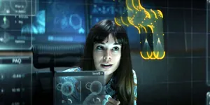 Libby (актриса Лаия Коста) — кадр #5 из сериала «Родственные души»