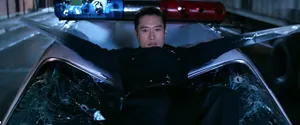 Cop / T-1000 (актёр Ли Бён-хон) — кадр #3 из фильма «Терминатор: Генезис»