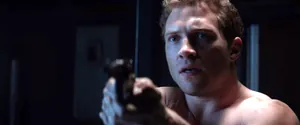 Kyle Reese (актёр Джай Кортни) — кадр #6 из фильма «Терминатор: Генезис»