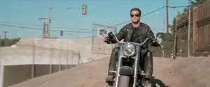 The Terminator (актёр Арнольд Шварценеггер) — кадр #4 из фильма «Терминатор 2: Судный день»